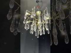 Een Nadere Blik: Zhongshan Lampen Woondecoratie Luxe Moderne Kroonluchter Licht voor Koffiebar