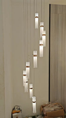 Duplex lange kroonluchter trap mode licht luxe eenvoudige postmoderne creatieve roterende loft kunst holle woonkamer licht