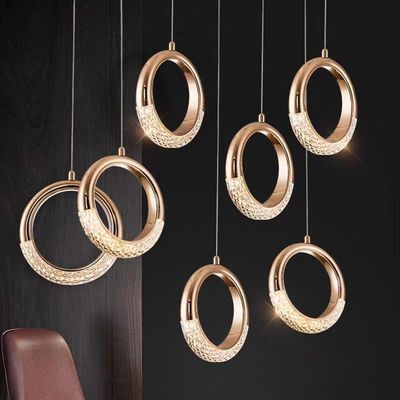 Postmoderne licht luxe hanger licht voor slaapkamer trap en eetkamer tafel 50000 uur levensduur aluminium acryl materiaal