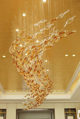 Custom Lighting Glass Chandelier Handgemaakt Glas Twist Leaf Fancy Accessoires voor Hotel Lobby